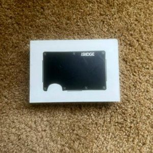 Black Ridge Minimalist Wallet